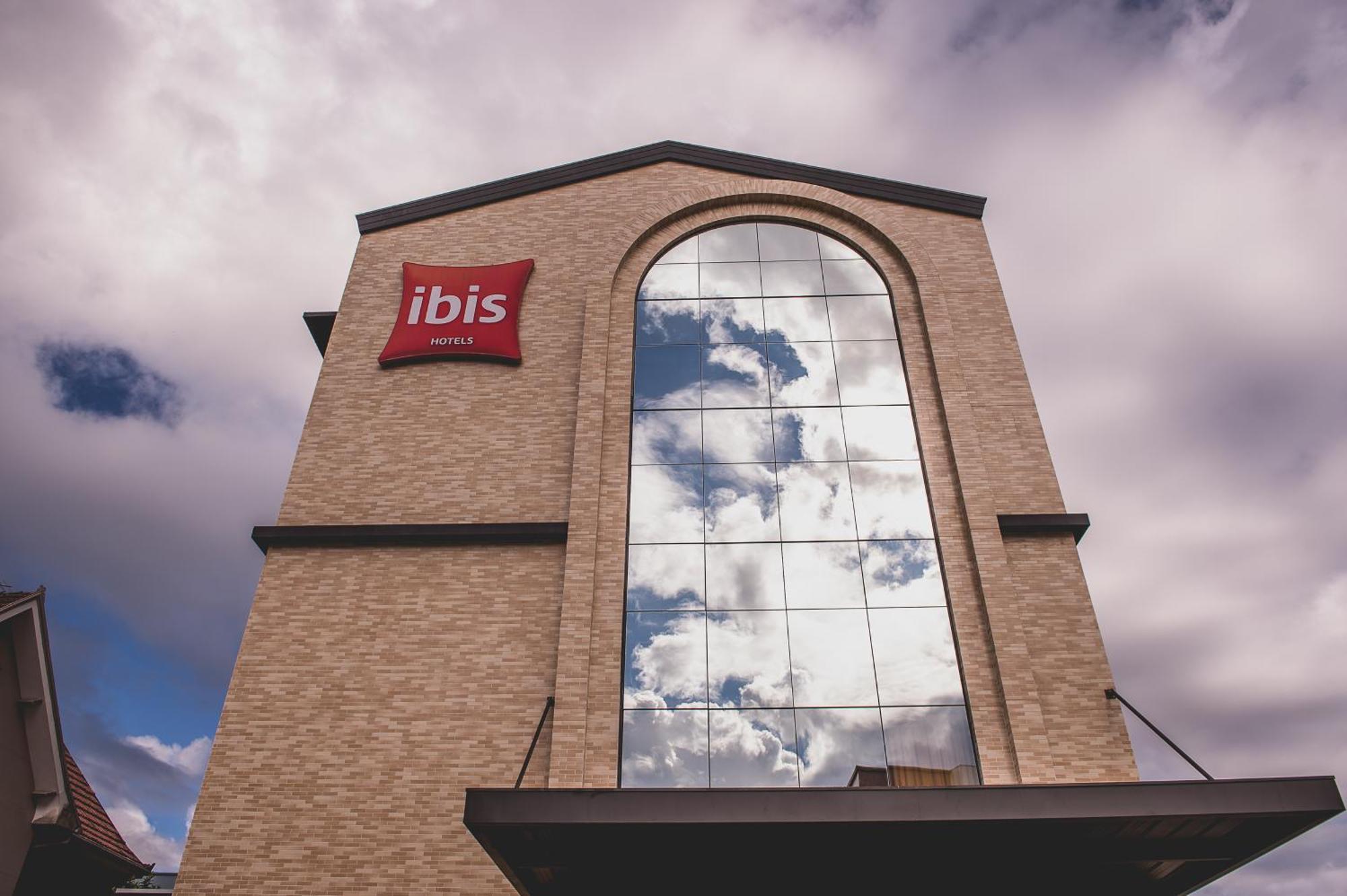 Ibis Carlos Barbosa Bagian luar foto